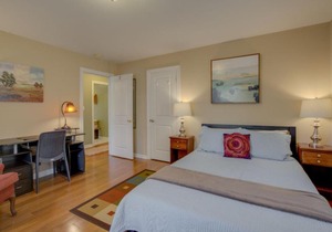 The Haven - Charming Tryon house - A haven from everyday life