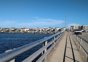 The Waterway 233: 1BR, 1BA, sleeps 4 - Apartment with complex pool!