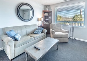 The Waterway 232: King + FSS 1 BR Apartment with complex pool