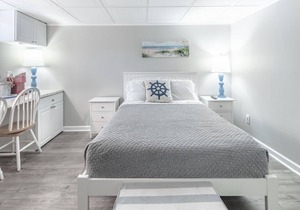 The Waterway 406: 1 Queen Bed Studio with complex pool