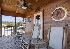 Tiny Cabin 2- Near Tryon Equestrian Center