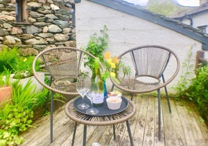 Traditional Grade II Listed Lakeland Cottage