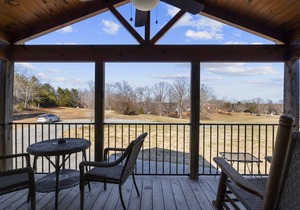 Tryon Tiny Cabin #3 minutes from Equestrian Center