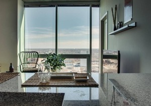 Two Bedroom Uptown Apartment - City Views
