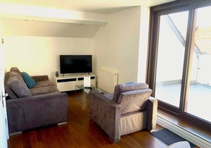 Unique 2 bedroom duplex apartment with roof terrace in the heart of Exeter