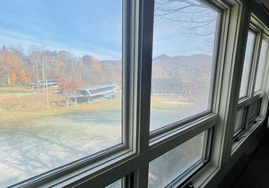 Upper Level Duplex - 'Slopeside Hideaway' Ski In/Ski Out