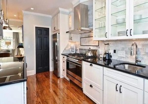 Upscale Myers Park 2BR King Condo | Porch |Private