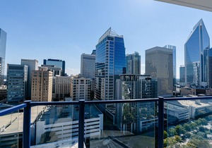 Uptown Charlotte 2BR Furnished Apartments by RedAwning