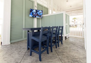 Waterfront with Dock,Free Golf Cart***, Pool,Elevator,Linens,Spectacular Sunsets