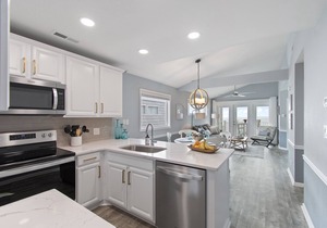 "Waters Edge 433-A" - Oceanfront Condo w/Community Pool, 2 Bedrooms/2 Bathrooms