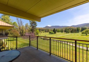 Waynesville Inn & Golf Club, Trademark Collection by Wyndham