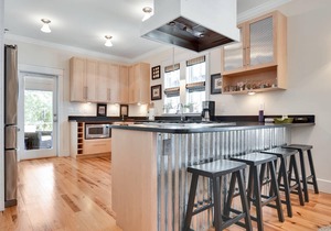 Wonderful Cottage - Only 3 Blocks From Downtown Southport Shops and Dining! Outdoor Gas Fire Pit!