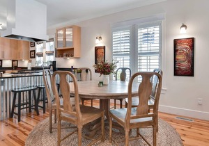 Wonderful Cottage - Only 3 Blocks From Downtown Southport Shops and Dining! Outdoor Gas Fire Pit!