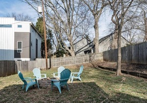 Wonderful Home in the city - Walk to everything
