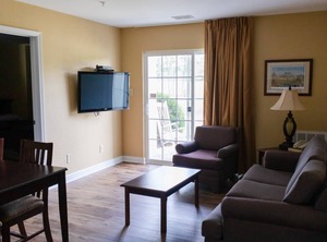 River Resort | Carthage