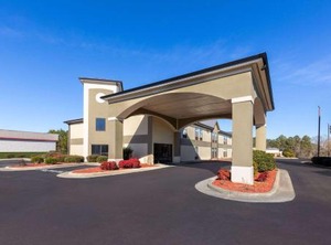 The Inn At Creedmoor | Creedmoor
