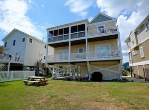 Casa De La Playa | Holden Beach