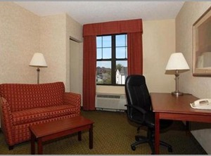 Comfort Suites Hanes Mall | Winston - Salem