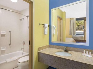 Days Inn | Mocksville