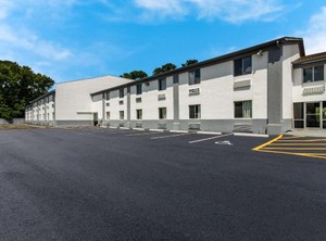 Lodge Cherry Point | Havelock