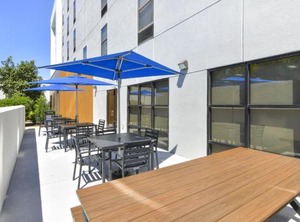 Hampton Inn Suites Burlington | Burlington