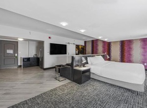 Hampton Inn Suites | Umstead