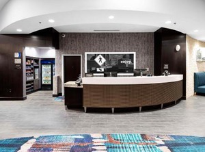 Hampton Inn Suites | Glenwood South