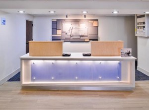 Holiday Inn Express Burlington Ihg Hotel | Burlington