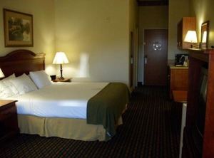 Holiday Inn Express Hotel Laurinburg Ihg | Laurinburg
