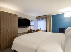 Holiday Inn Express Wendover Ihg Hotel | Greensboro