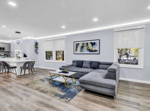 Charlotte | Villa Heights