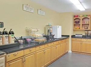 Microtel Inn | University Place
