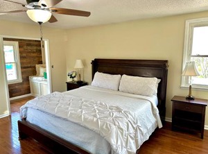 Mountainaire Inn Log Rock | Blowing Rock