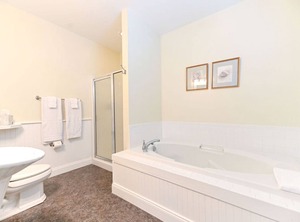 The Edenton Granville Inn Rm | Edenton