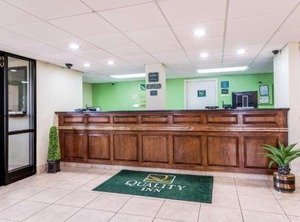Quality Inn North | Gold Rock