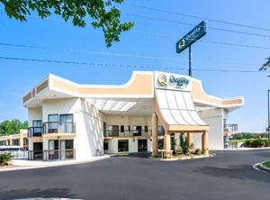 Quality Inn | Selma
