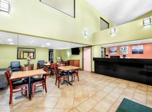 Quality Inn | Selma