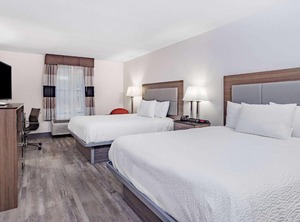 Ramada | Hendersonville