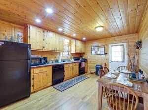 Lenoir Mins Rock | Apple Ridge