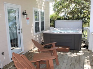 Spinnaker Village | Manteo