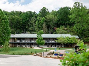 Waynesville Inn Golf Club Trademark | Waynesville