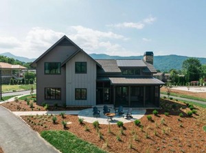 Waynesville Inn Golf Club Trademark | Waynesville