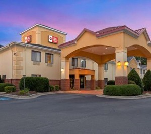 Suites Greenville 