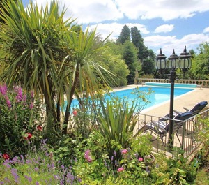 Daisy Lodge 