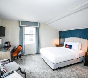 Dunhill Hotel 