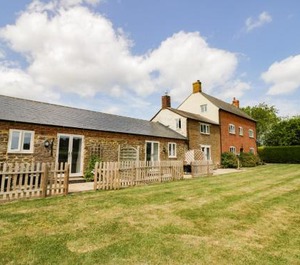 Oak Barn 