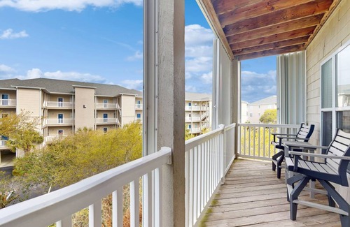 Indian Beach Condo | 101 m² Condo ∙ 2 bedrooms ∙ 7 guests