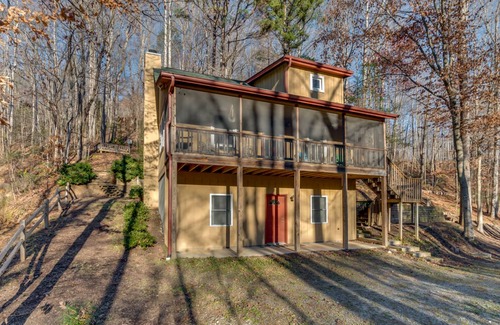 Saluda Cabin | 102 m² Cabin ∙ 3 bedrooms ∙ 10 guests