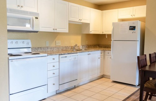 Carthage Condo | 102 m² Condo ∙ 2 bedrooms ∙ 6 guests