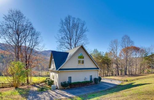 Lake Lure House | 102 m² House ∙ 2 bedrooms ∙ 4 guests